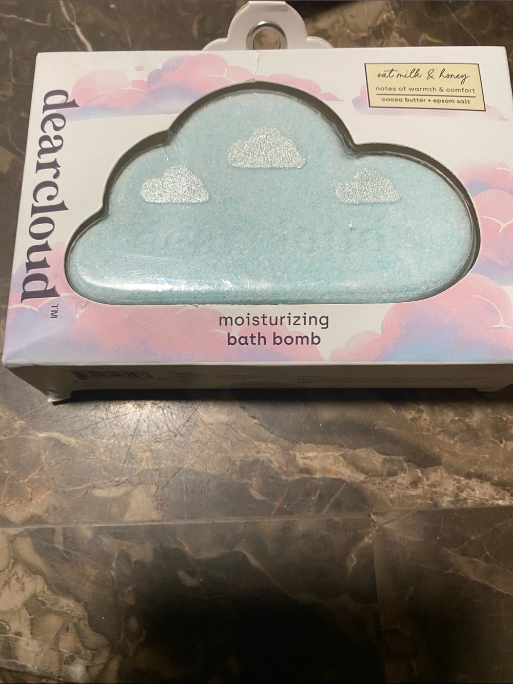 dearcloud Moisturizing Cloud Bath Bomb - Oat milk and honey Light Blue
